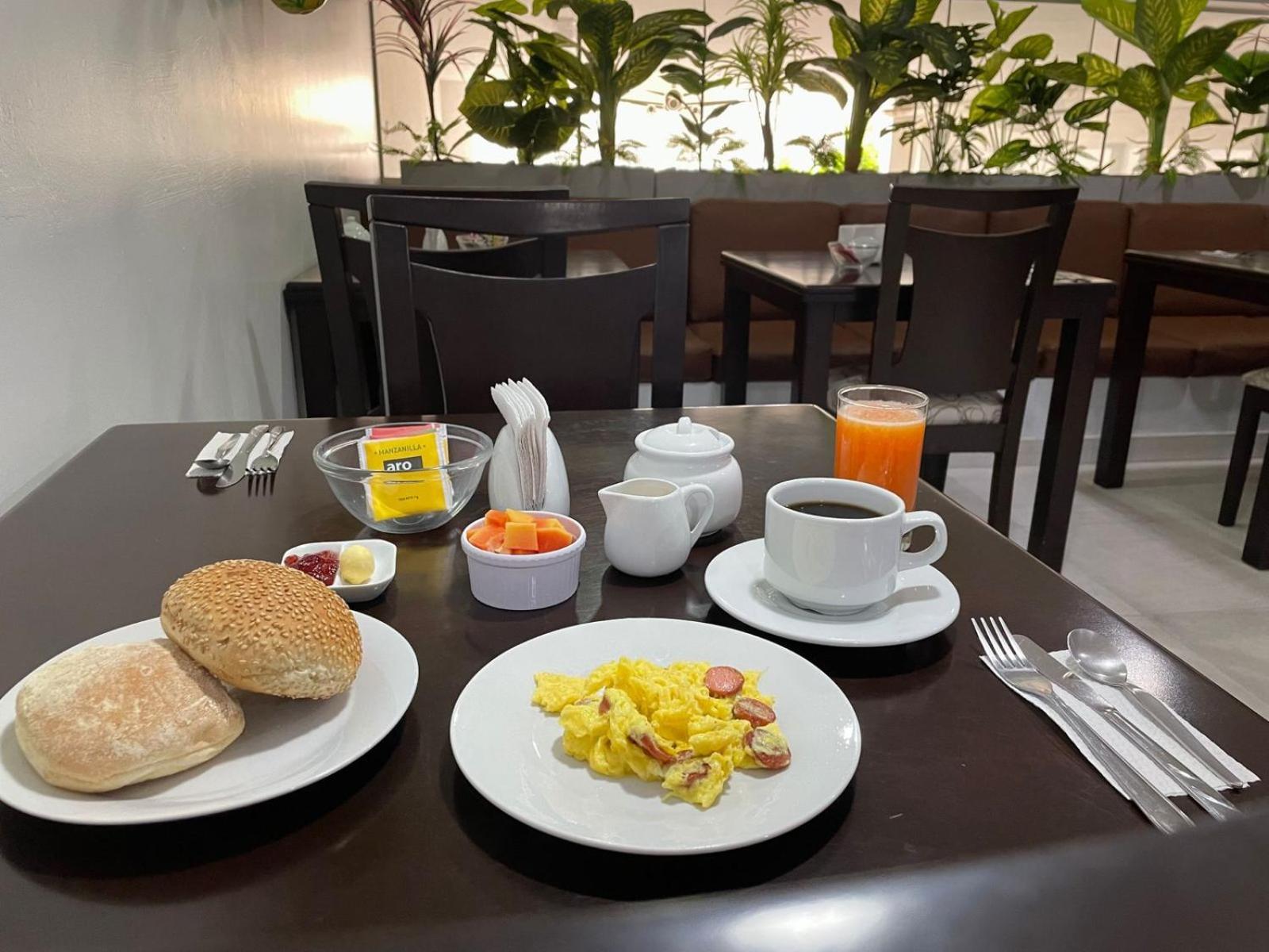 Miraflores Pacific Hotel 3*
